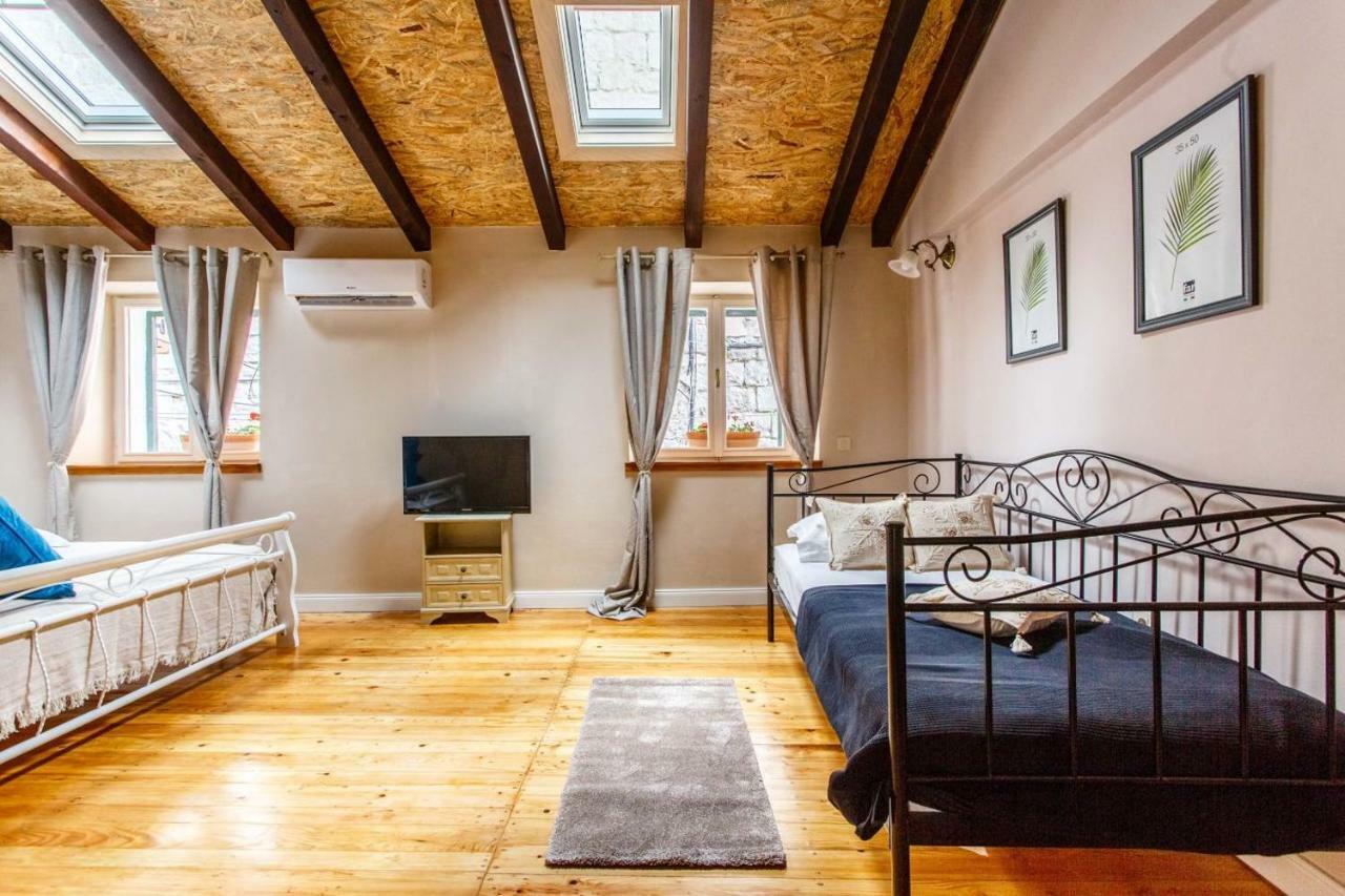 Apartament House "Anno 1881"-Center Of Split Zewnętrze zdjęcie